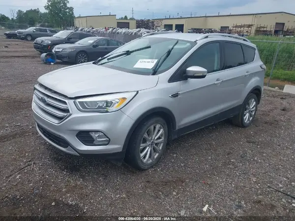1FMCU0JDXHUA48916 2017 FORD ESCAPE - Image 2