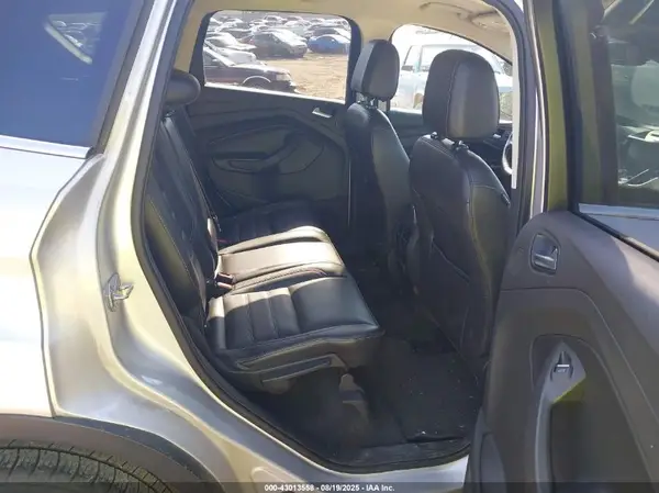 1FMCU0JDXHUA75226 2017 FORD ESCAPE - Image 8