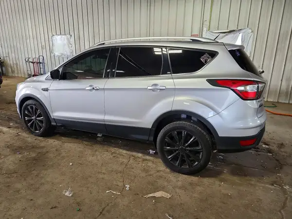 1FMCU0JDXHUA80300 2017 FORD ESCAPE - Image 2