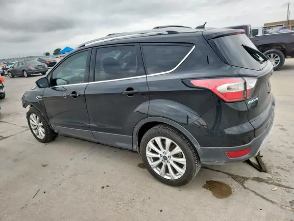 1FMCU0JDXHUD27928 2017 FORD ESCAPE - Image 2