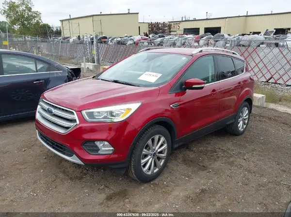 1FMCU0JDXHUD52568 2017 FORD ESCAPE - Image 2