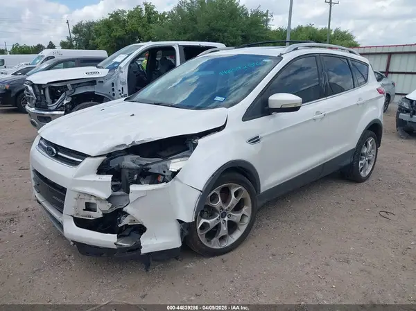 1FMCU0JX1GUA09558 2016 FORD ESCAPE - Image 2