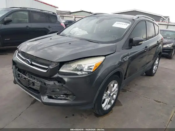 1FMCU0JX2GUA30516 2016 FORD ESCAPE - Image 2