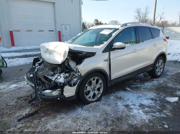 1FMCU0JX2GUB57377 2016 FORD ESCAPE - Image 2