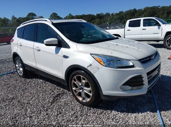 1FMCU0JX2GUC05959 2016 FORD ESCAPE - Image 1