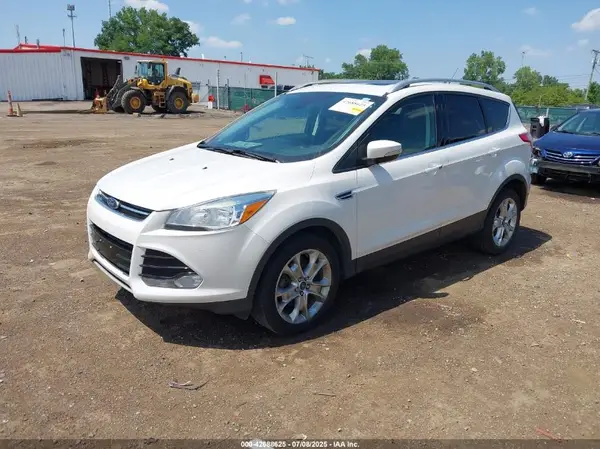 1FMCU0JX4GUA43736 2016 FORD ESCAPE - Image 2