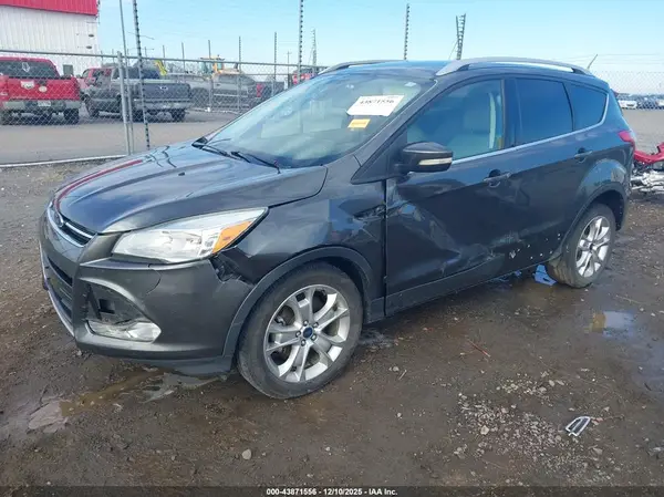 1FMCU0JX4GUC30135 2016 FORD ESCAPE - Image 2
