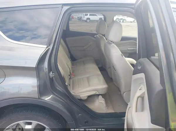 1FMCU0JX4GUC30135 2016 FORD ESCAPE - Image 8
