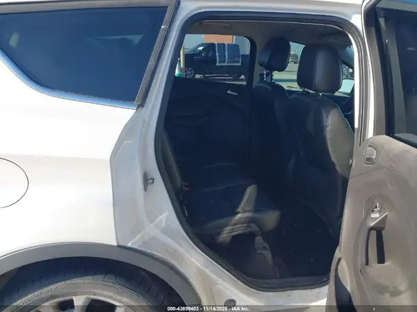 1FMCU0JX6GUA17977 2016 FORD ESCAPE - Image 8