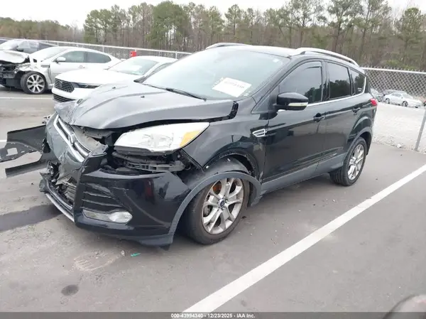 1FMCU0JX6GUB79270 2016 FORD ESCAPE - Image 2