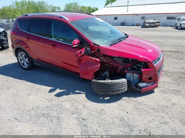 1FMCU0JX6GUC36955 2016 FORD ESCAPE - Image 1