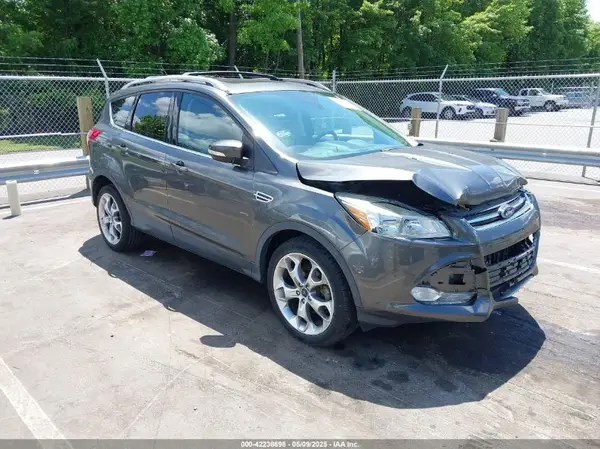 1FMCU0JX7GUC85646 2016 FORD ESCAPE - Image 1