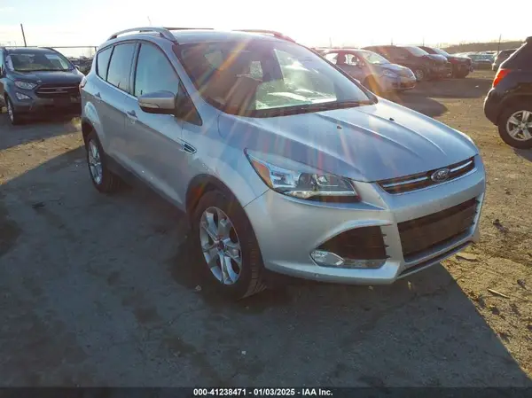 1FMCU0JX8GUA51855 2016 FORD ESCAPE - Image 1