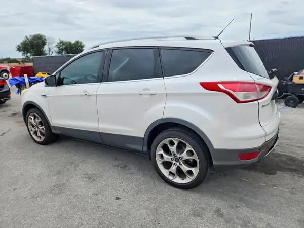 1FMCU0JX8GUB11326 2016 FORD ESCAPE - Image 2
