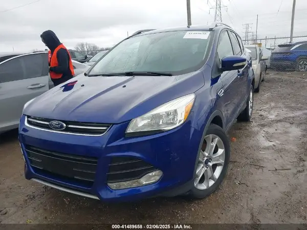 1FMCU0JX8GUB94272 2016 FORD ESCAPE - Image 2