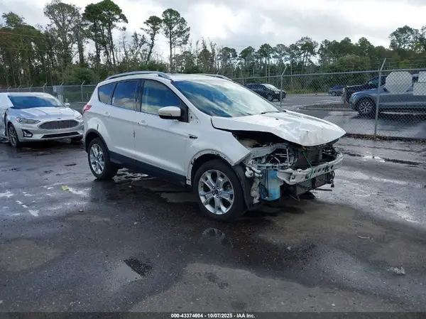 1FMCU0JX8GUC72713 2016 FORD ESCAPE - Image 1