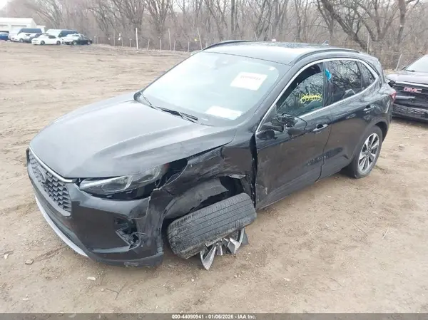 1FMCU0JZ2RUA22341 2024 FORD ESCAPE - Image 2
