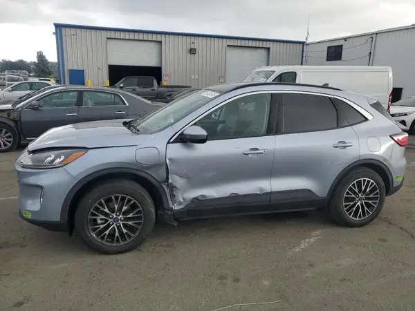 1FMCU0KZ0NUA24775 2022 FORD ESCAPE - Image 1