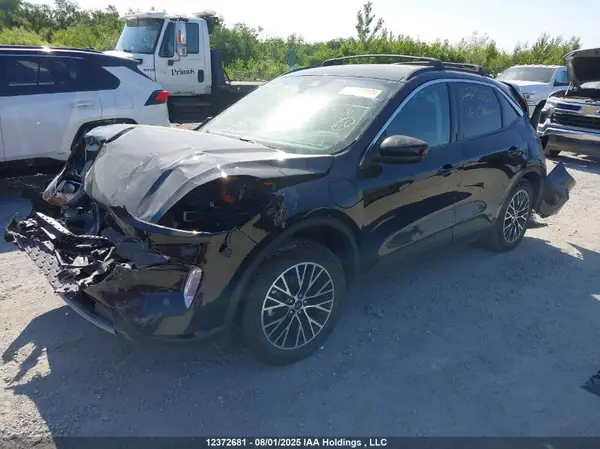 1FMCU0KZ0NUB04397 2022 FORD ESCAPE - Image 2