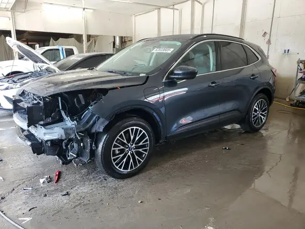 1FMCU0LZ0NUA56768 2022 FORD ESCAPE - Image 1