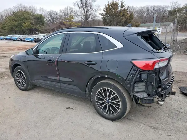 1FMCU0LZ5NUA24611 2022 FORD ESCAPE - Image 2