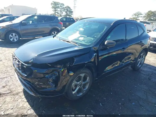 1FMCU0MN0PUA73648 2023 FORD ESCAPE - Image 2