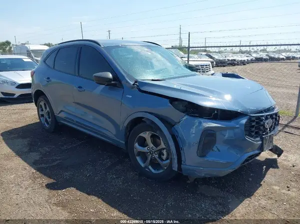 1FMCU0MN0PUB06292 2023 FORD ESCAPE - Image 1