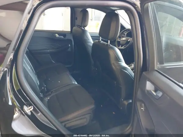 1FMCU0MN0SUB32660 2025 FORD ESCAPE - Image 8