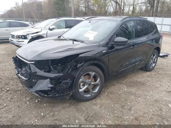 1FMCU0MN1PUA43767 2023 FORD ESCAPE - Image 2