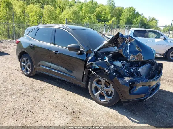 1FMCU0MN1RUA15261 2024 FORD ESCAPE - Image 1