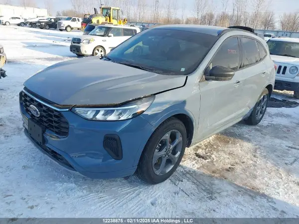 1FMCU0MN1RUA46963 2024 FORD ESCAPE - Image 2