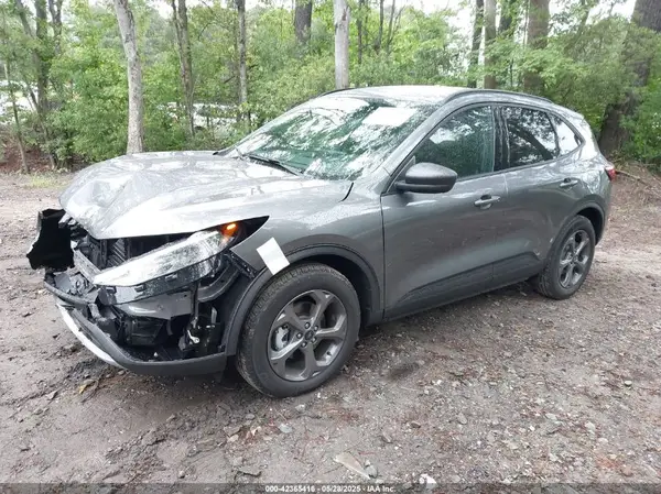 1FMCU0MN1SUA53479 2025 FORD ESCAPE - Image 2