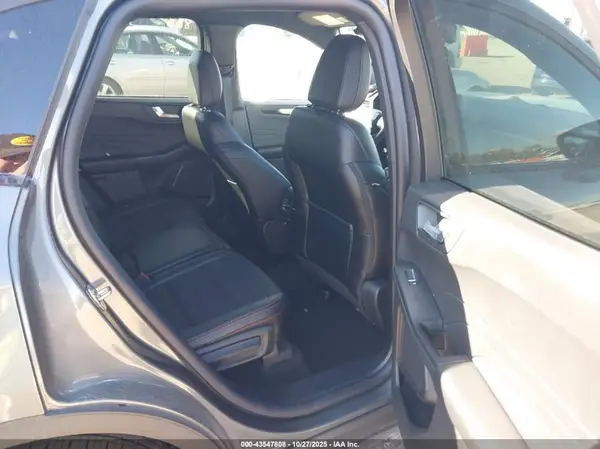 1FMCU0MN1SUB22428 2025 FORD ESCAPE - Image 8