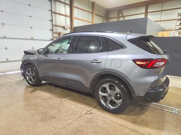 1FMCU0MN1SUB42906 2025 FORD ESCAPE - Image 2