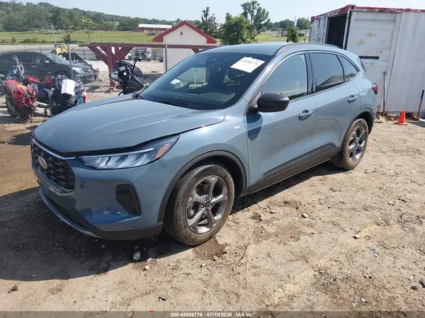 1FMCU0MN2SUA31104 2025 FORD ESCAPE - Image 2