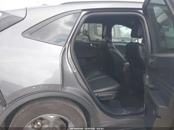 1FMCU0MN2SUB43885 2025 FORD ESCAPE - Image 8