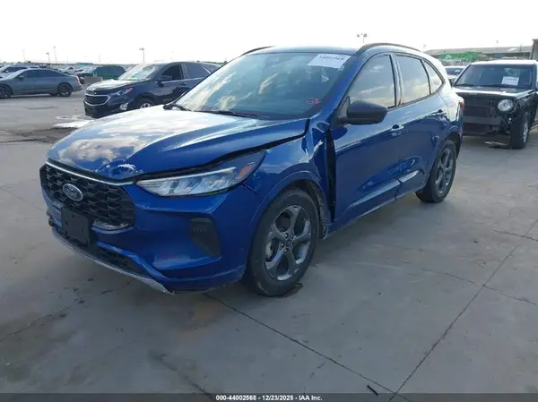 1FMCU0MN3PUA65768 2023 FORD ESCAPE - Image 2