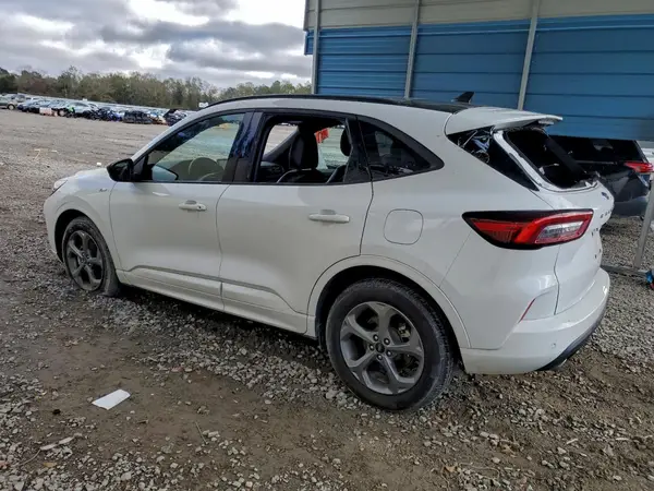 1FMCU0MN3PUB10692 2023 FORD ESCAPE - Image 2
