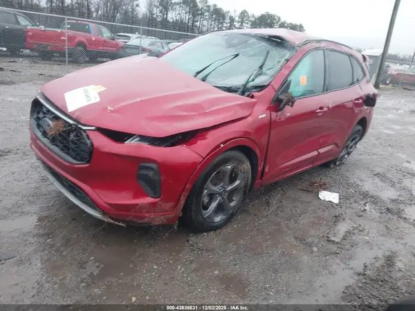 1FMCU0MN3RUA66132 2024 FORD ESCAPE - Image 2