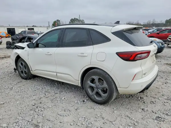 1FMCU0MN3RUA68107 2024 FORD ESCAPE - Image 2