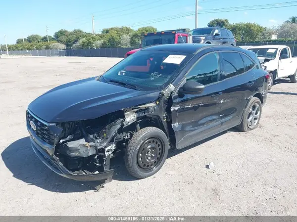 1FMCU0MN3RUA93976 2024 FORD ESCAPE - Image 2