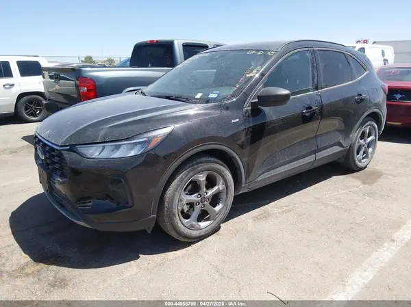 1FMCU0MN3SUB34094 2025 FORD ESCAPE - Image 2