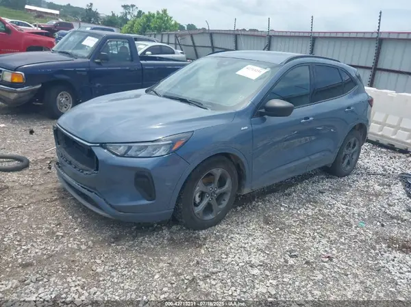 1FMCU0MN4PUA55069 2023 FORD ESCAPE - Image 2