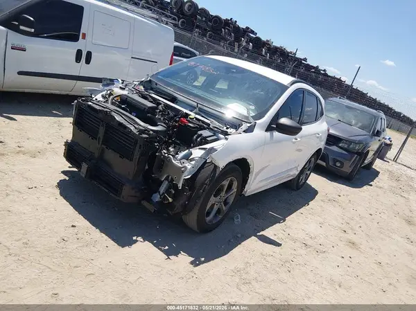 1FMCU0MN4RUA50327 2024 FORD ESCAPE - Image 2