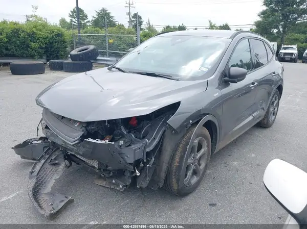 1FMCU0MN4RUA66706 2024 FORD ESCAPE - Image 2