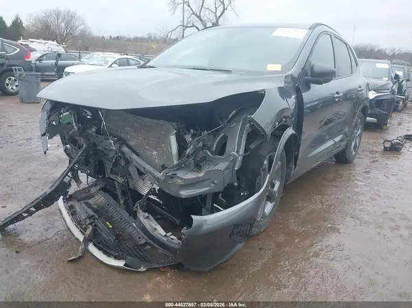 1FMCU0MN5PUB30233 2023 FORD ESCAPE - Image 2