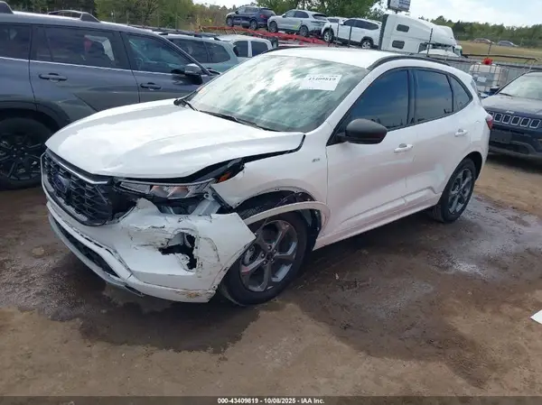 1FMCU0MN5RUA92778 2024 FORD ESCAPE - Image 2