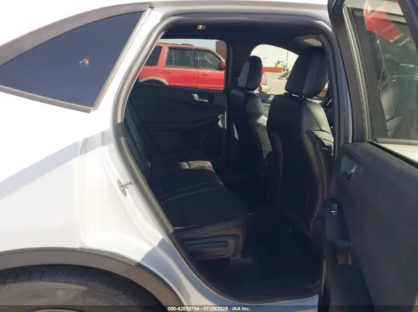 1FMCU0MN5SUA53243 2025 FORD ESCAPE - Image 8
