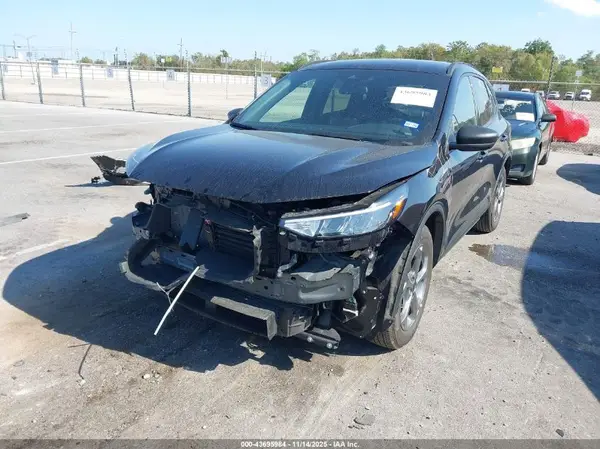 1FMCU0MN5SUB34467 2025 FORD ESCAPE - Image 2