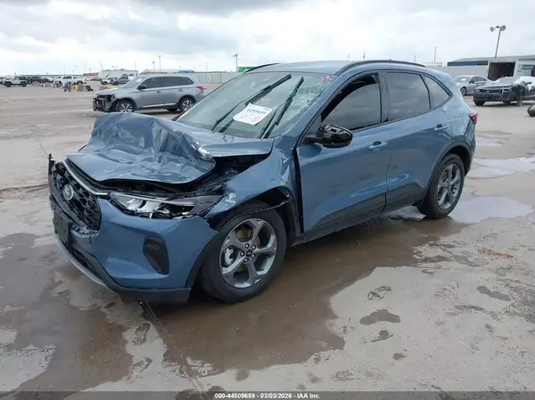 1FMCU0MN5TUA17974 2026 FORD ESCAPE - Image 2